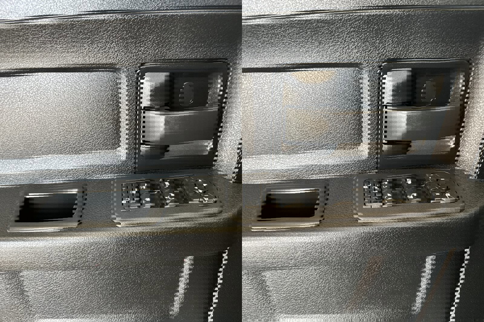 New 2026 RAM 3500 Tradesman image 11