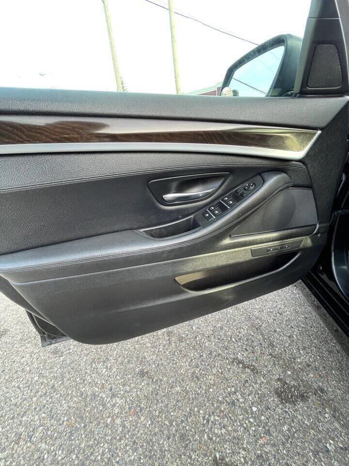 Used 2013 BMW 535i xDrive Sedan image 24