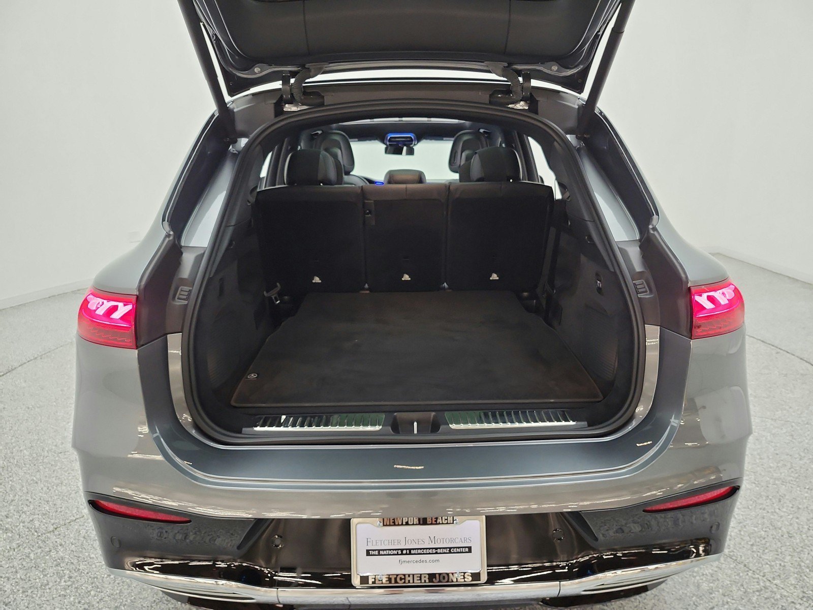 Certified 2023 Mercedes-Benz EQS 580 4MATIC SUV image 17