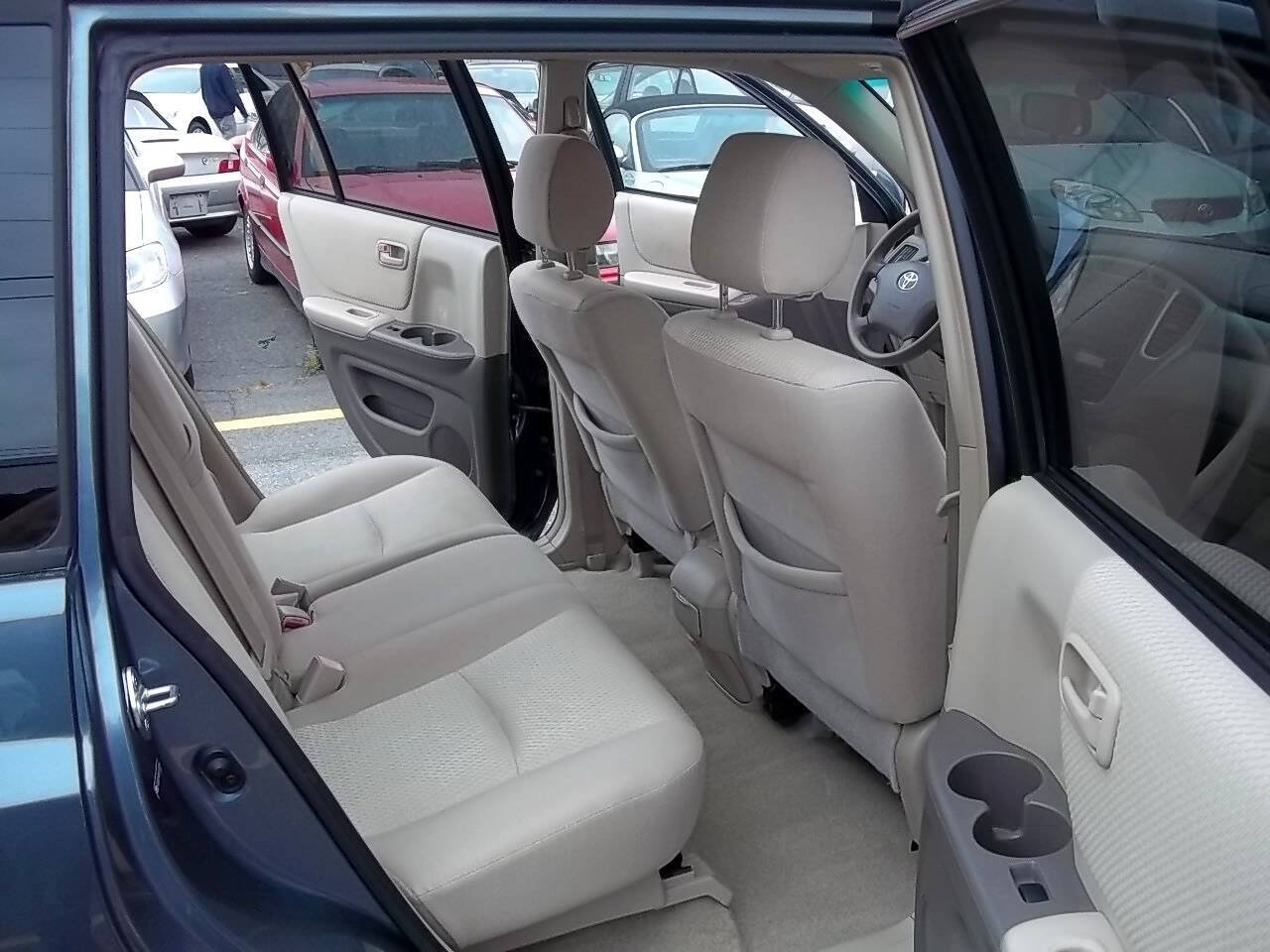 Used 2005 Toyota Highlander 2WD image 10