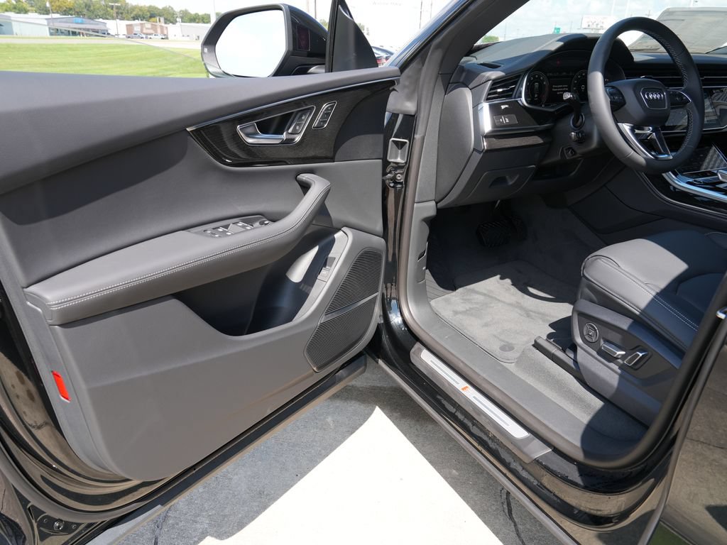 New 2027 Audi Q8 Prestige AWD/4WD image 17
