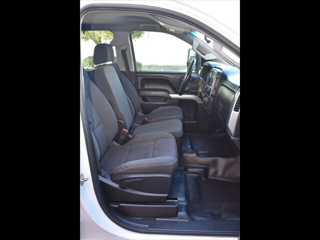 Used 2018 Chevrolet Silverado 2500 LT AWD/4WD image 31