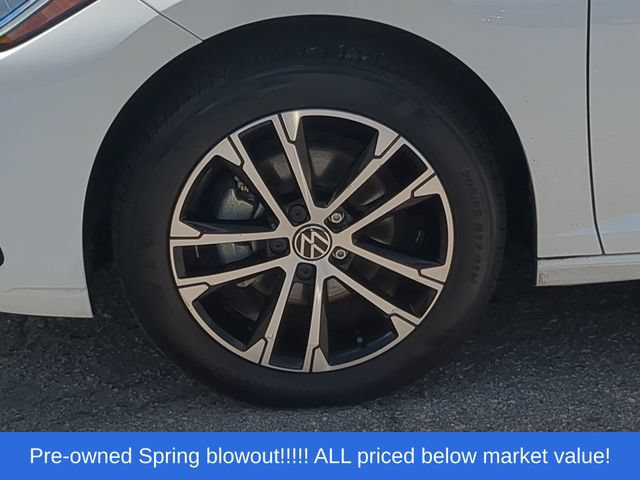 Used 2025 Volkswagen Jetta Sport FWD image 18