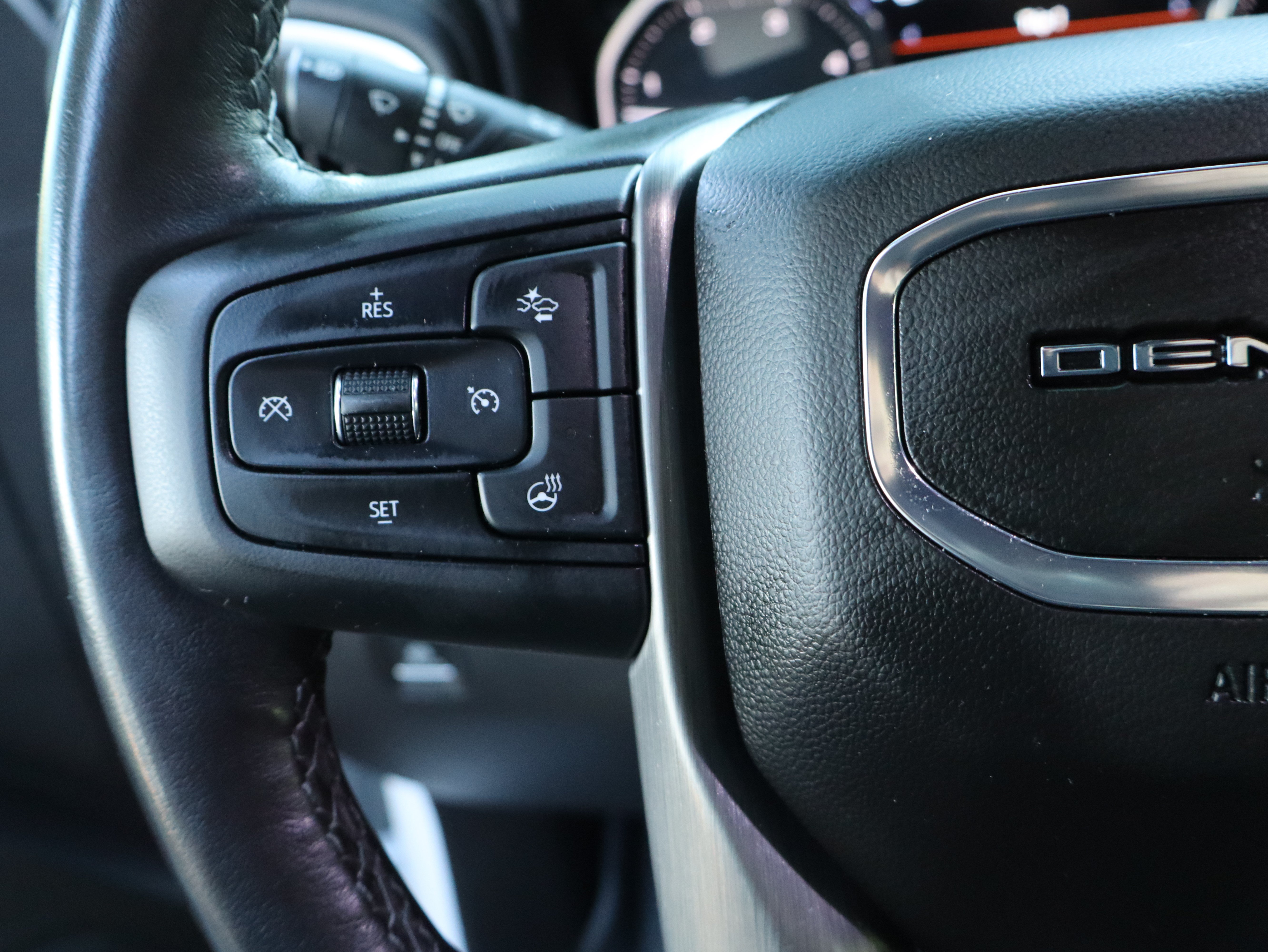 Used 2022 GMC Sierra 3500 Denali AWD/4WD image 78