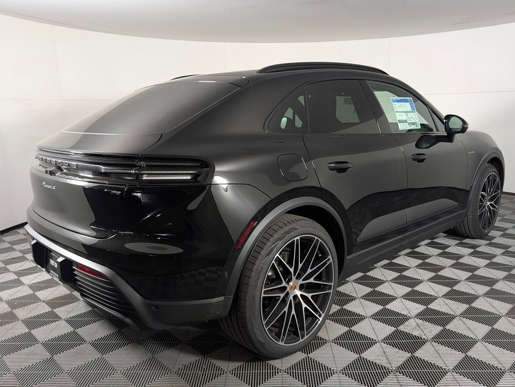 New 2026 Porsche Macan 4 Electric image 7
