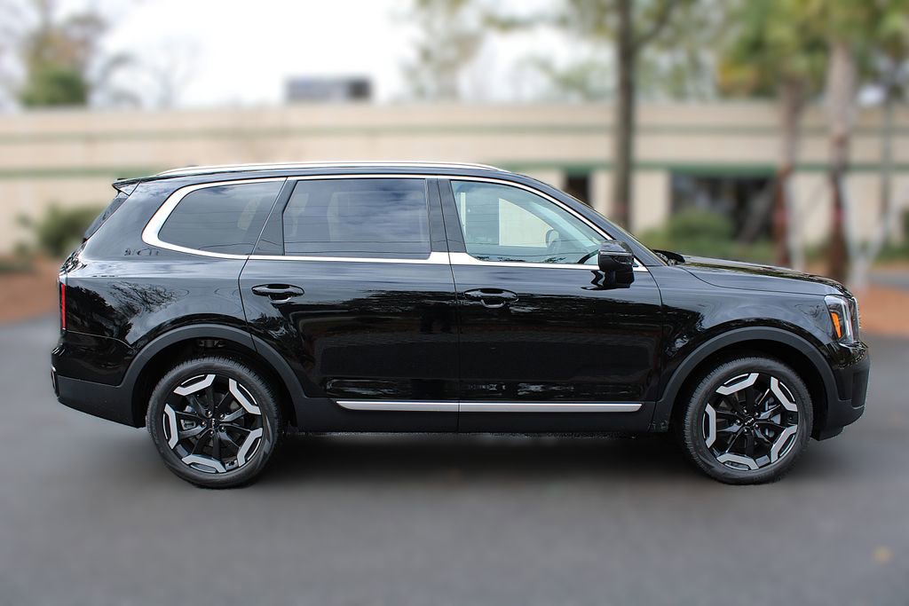 New 2025 Kia Telluride EX w/ EX Captain's Chair Package image 5