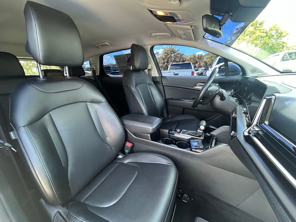 Used 2024 Kia Sportage EX image 27