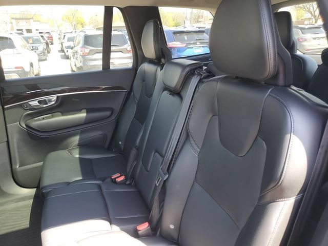 Used 2018 Volvo XC90 T5 Momentum w/ Convenience Package FWD image 31