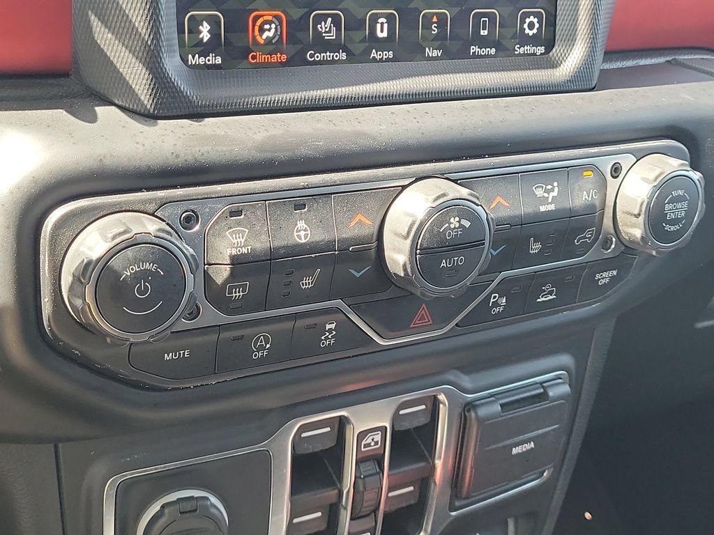 Used 2021 Jeep Wrangler Unlimited Rubicon AWD/4WD image 17
