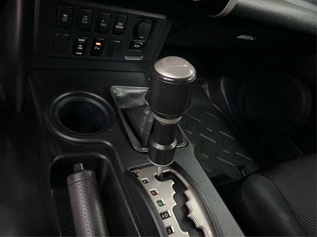 Used 2010 Toyota FJ Cruiser 4WD image 29