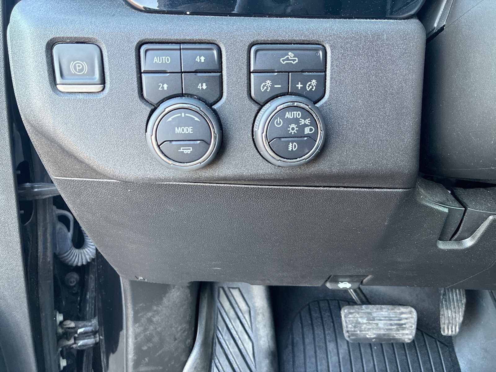 Used 2023 Chevrolet Silverado 1500 RST image 17