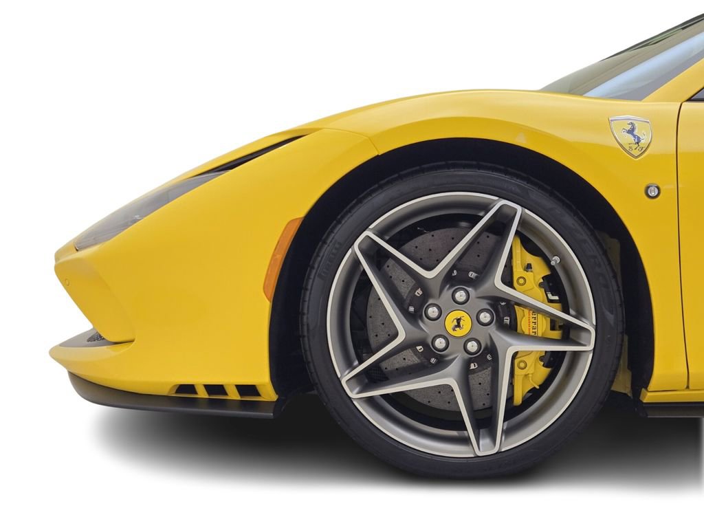 Used 2021 Ferrari F8 Tributo image 15