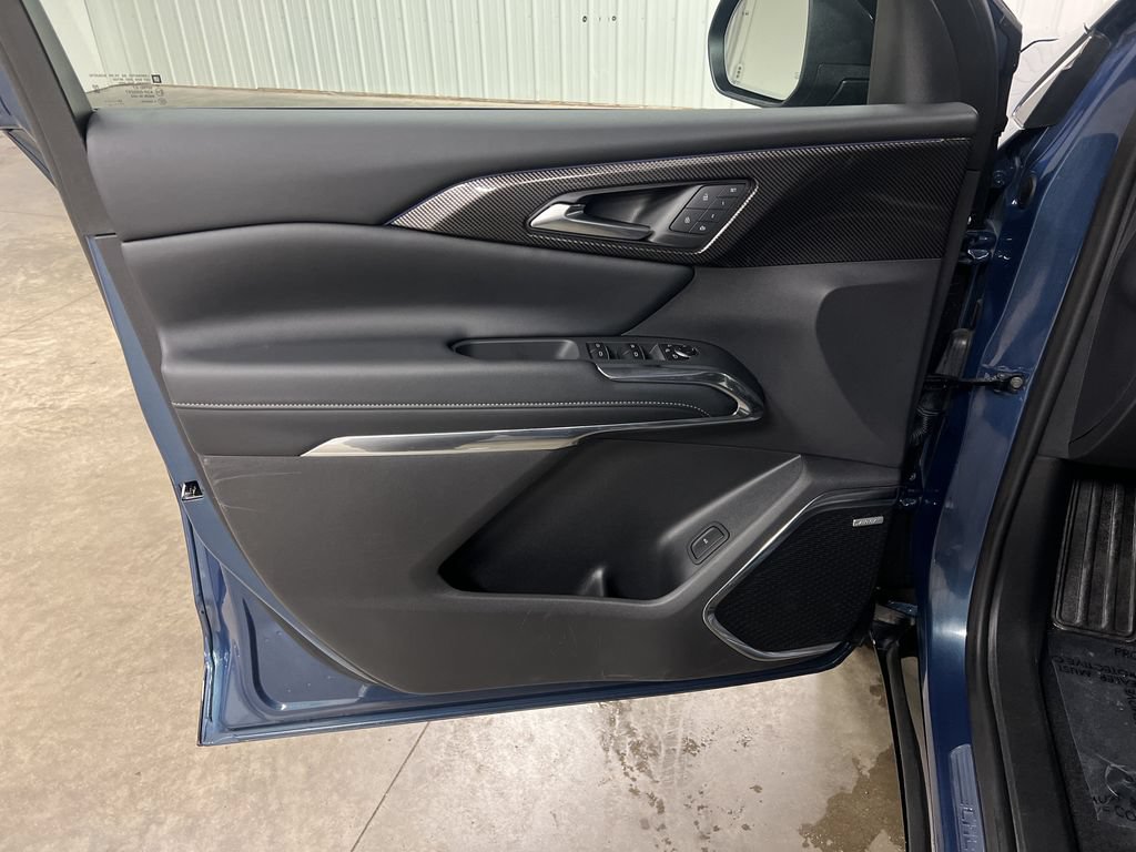 Certified 2026 Chevrolet Traverse High Country w/ LPO, Floor Liner Package AWD/4WD image 16