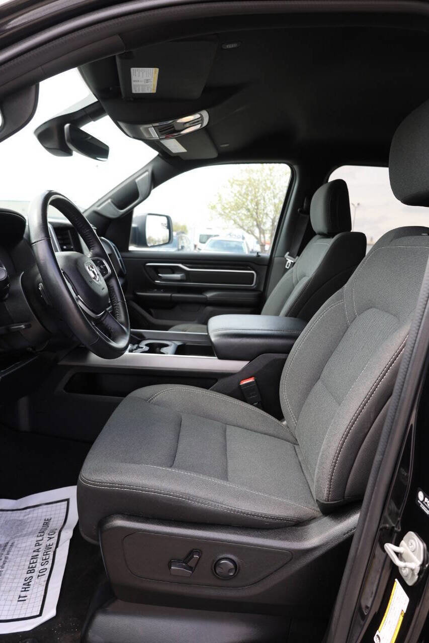 Used 2023 RAM 1500 Big Horn AWD/4WD image 13