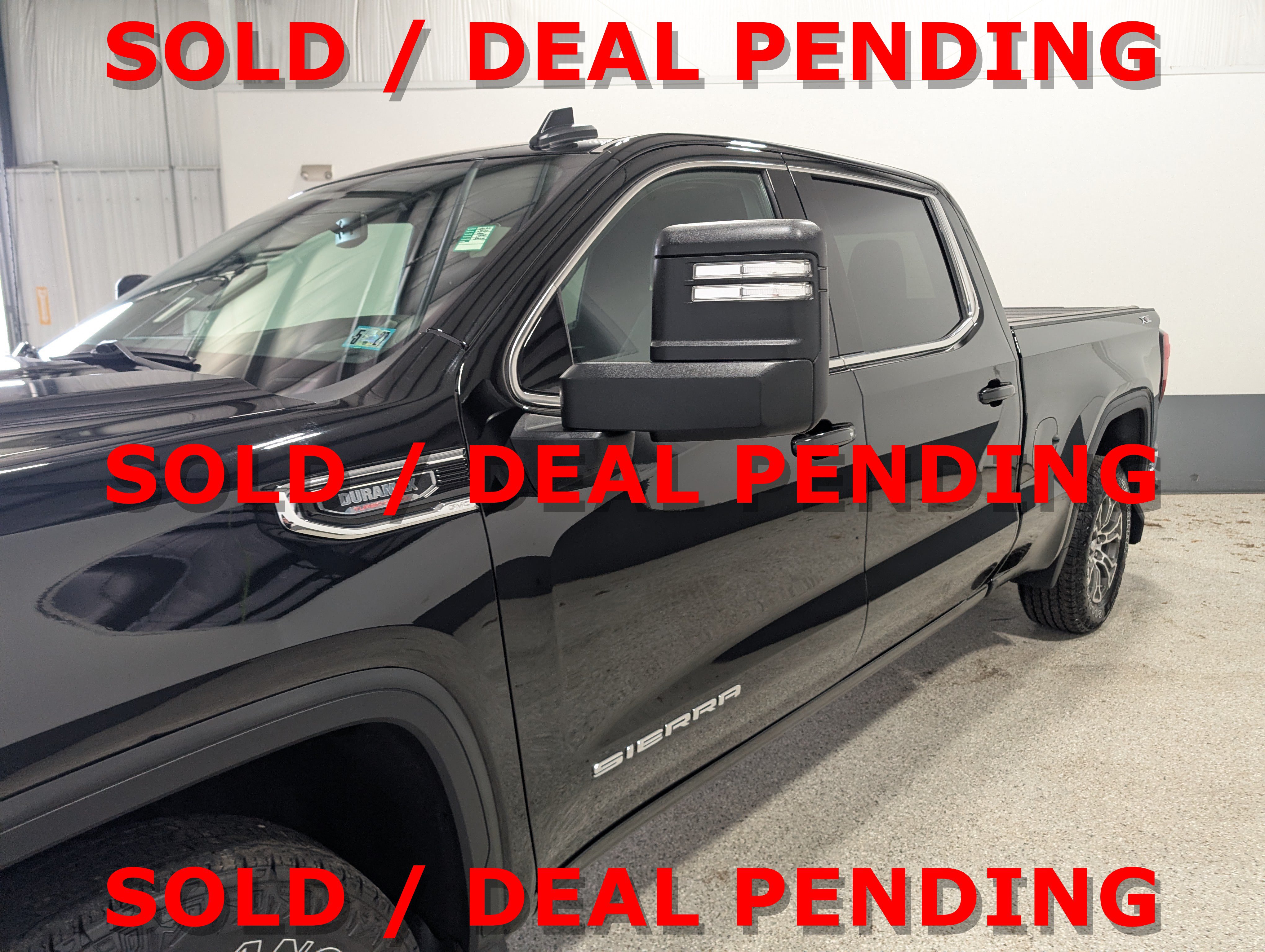 Used 2024 GMC Sierra 1500 SLE w/ Preferred Package AWD/4WD image 7