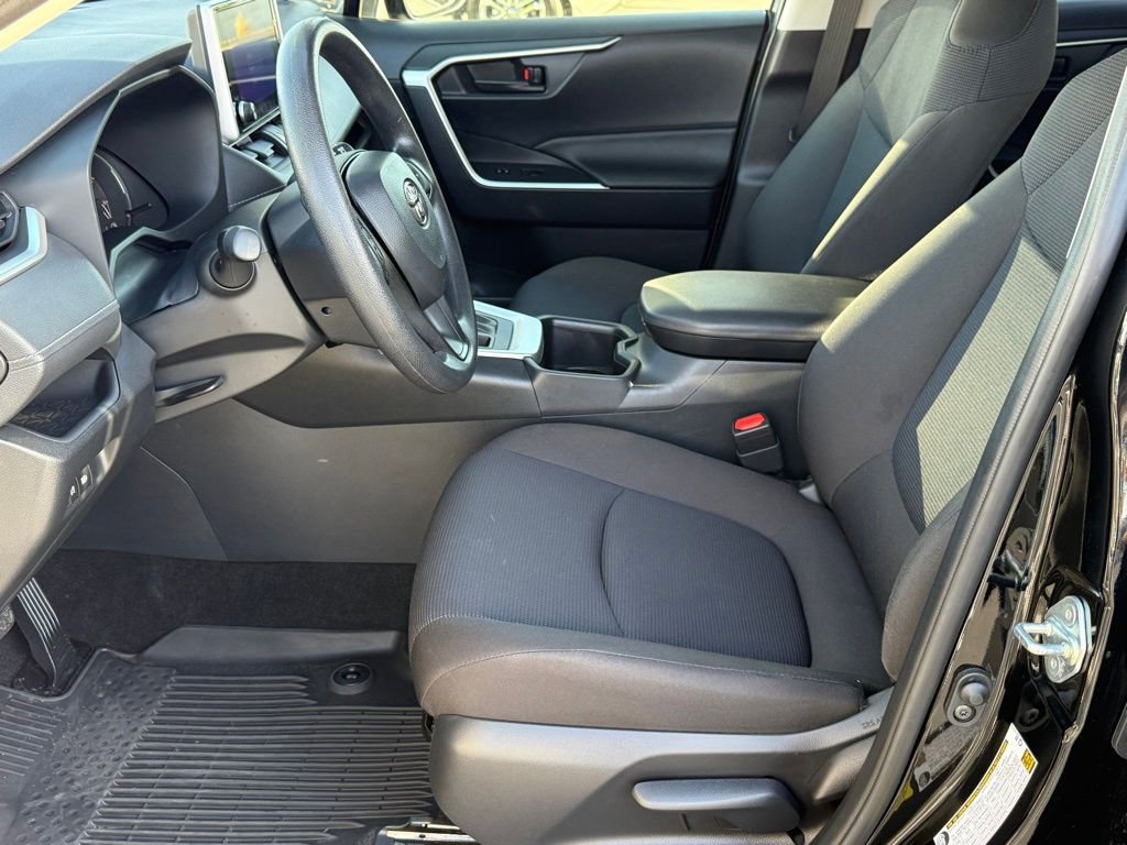 Certified 2025 Toyota RAV4 LE FWD image 19
