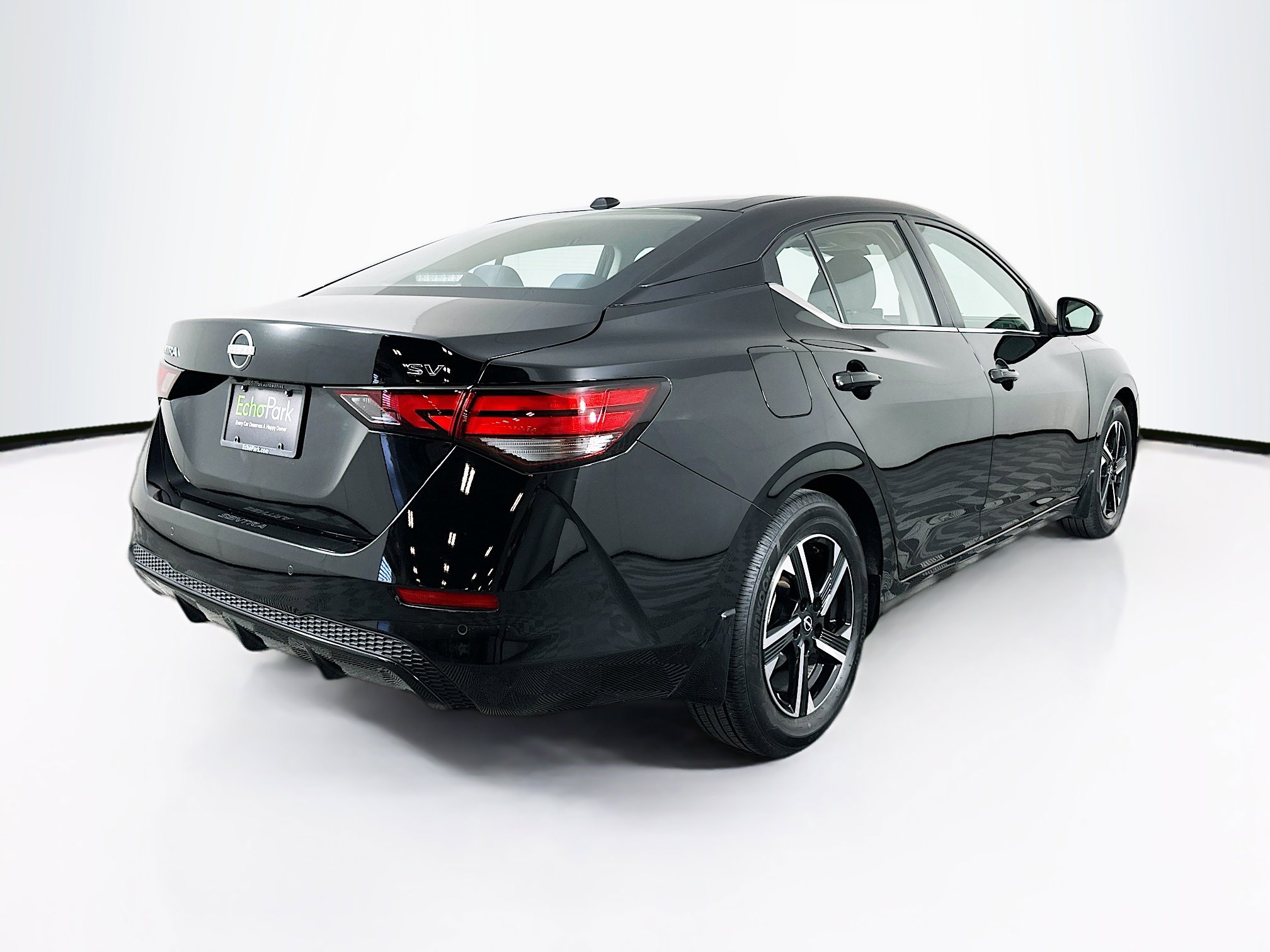 Used 2024 Nissan Sentra SV image 9