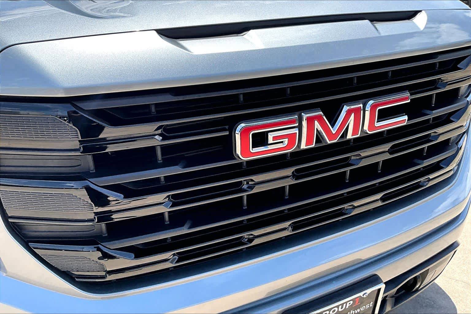 Used 2026 GMC Sierra 1500 Elevation w/ Elevation Select Package RWD image 30