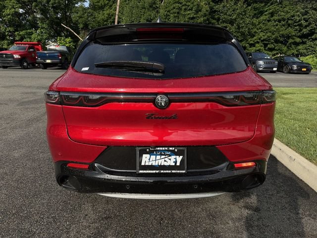 New 2026 Alfa Romeo Tonale w/ Active Assist Package AWD/4WD image 7
