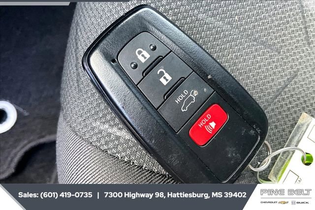 Used 2024 Toyota RAV4 XLE image 9