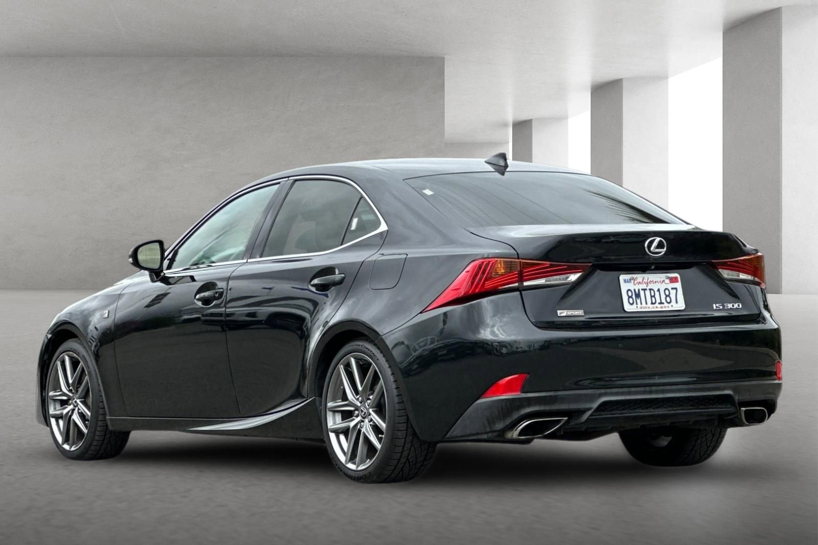 Used 2018 Lexus IS 300 F Sport image 6