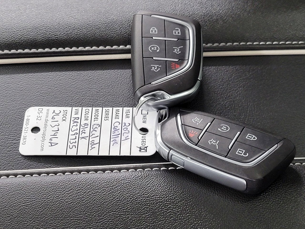 Certified 2024 Cadillac Escalade Sport Platinum w/ Heavy-Duty Trailer Package image 32