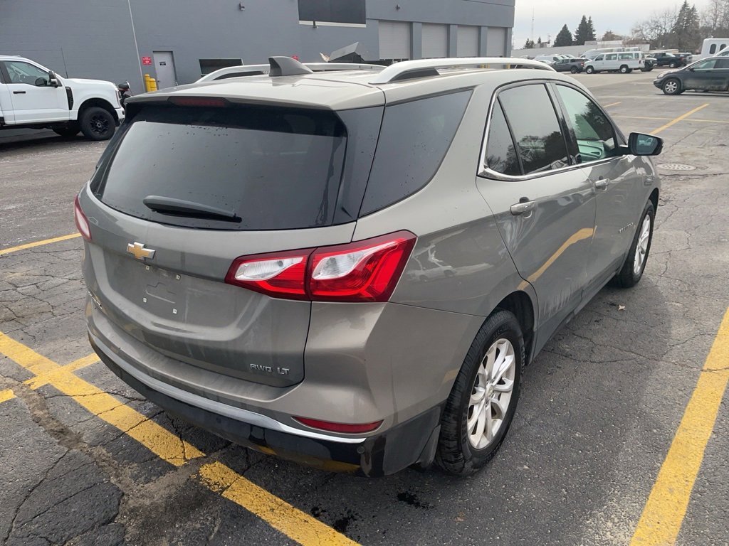 Used 2018 Chevrolet Equinox LT w/ Sun & Infotainment Package image 5
