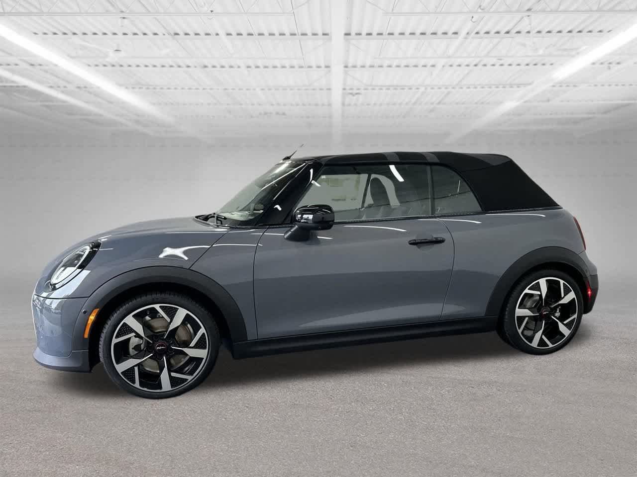 Used 2026 MINI Cooper S FWD image 2