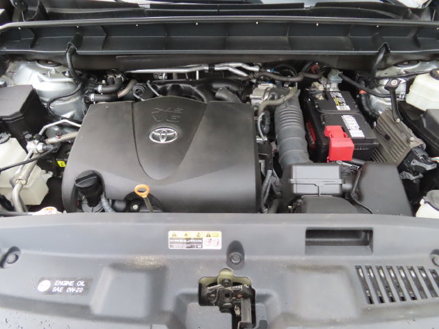 Used 2021 Toyota Highlander L FWD image 12