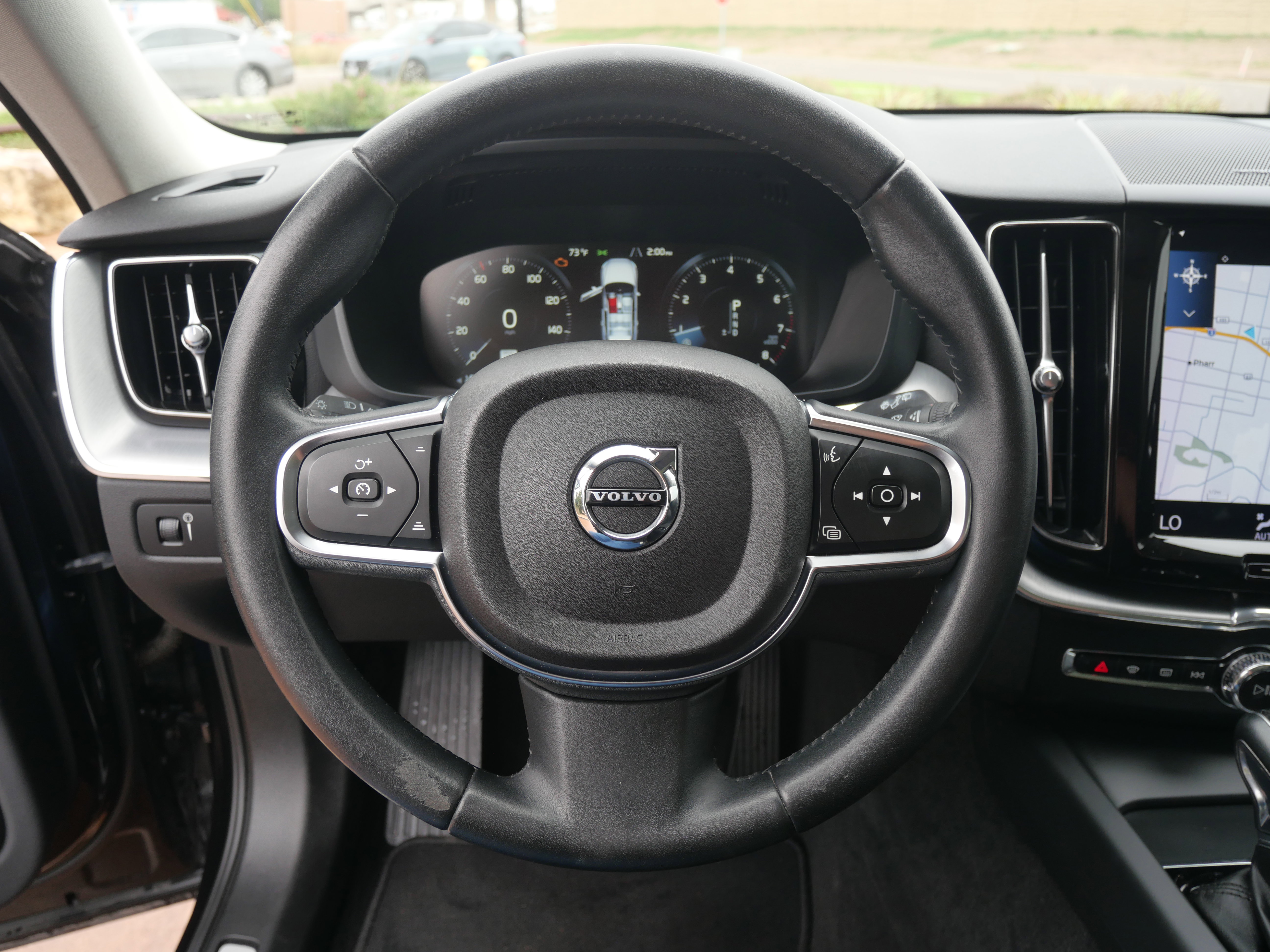 Used 2019 Volvo XC60 T5 Momentum w/ Protection Package Premier image 19