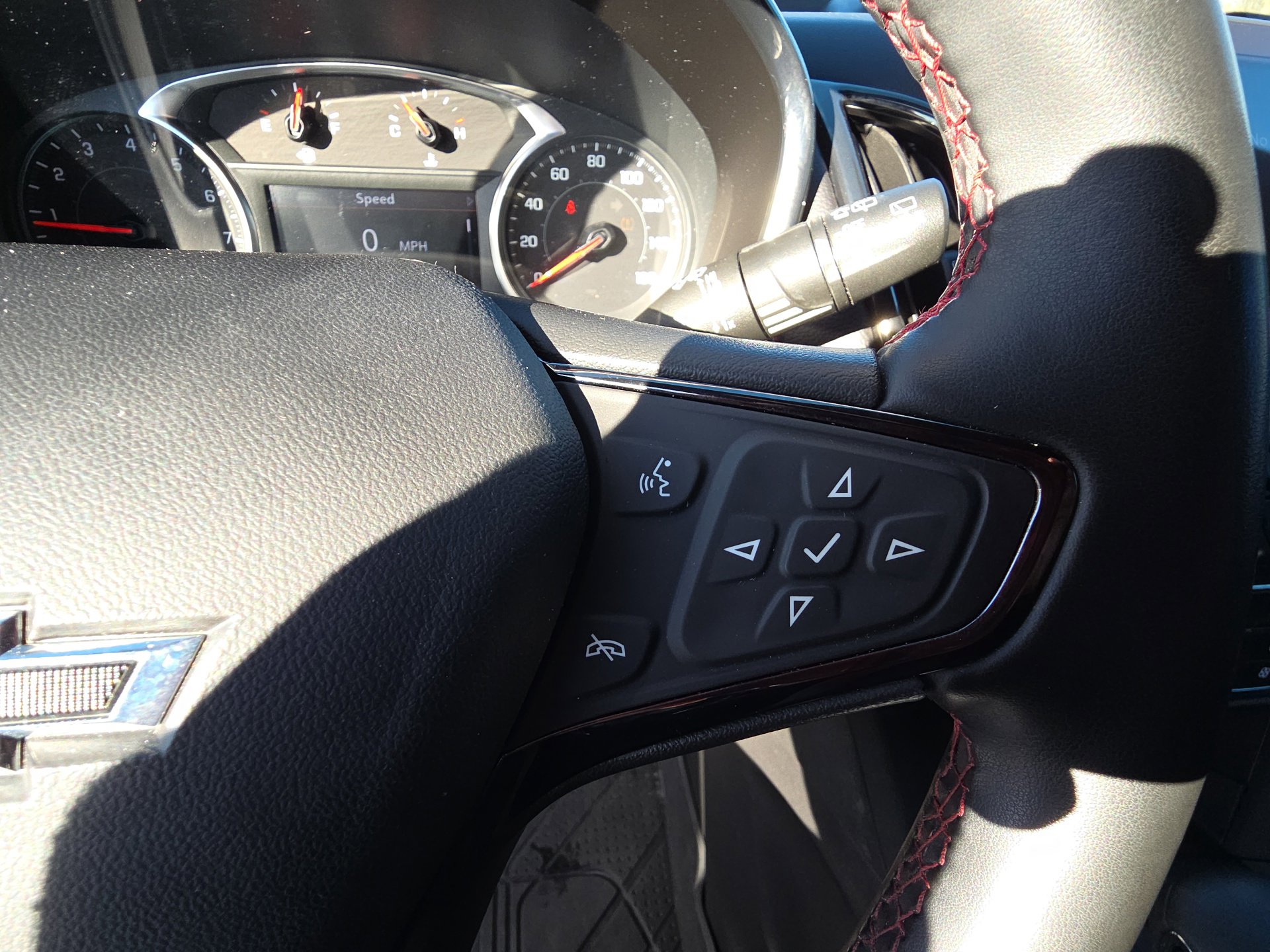 Used 2023 Chevrolet Equinox RS w/ RS Leather Package image 19