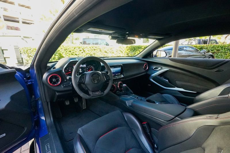 Used 2019 Chevrolet Camaro ZL1 image 3