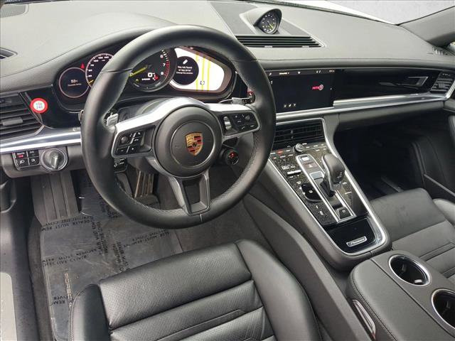 Used 2018 Porsche Panamera 4 image 11