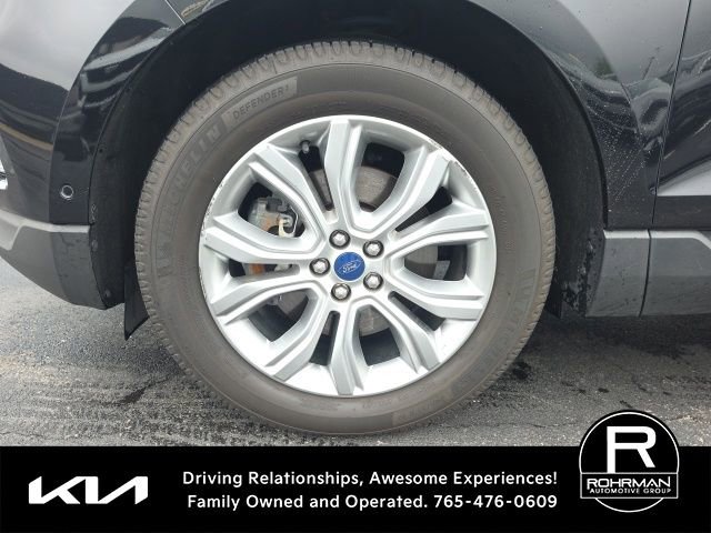 Used 2019 Ford Edge Titanium w/ Equipment Group 301A AWD/4WD image 6