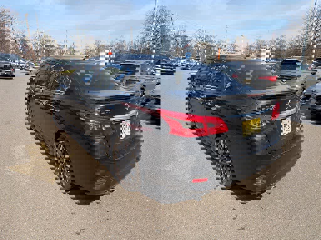 Used 2018 Nissan Sentra SR image 11