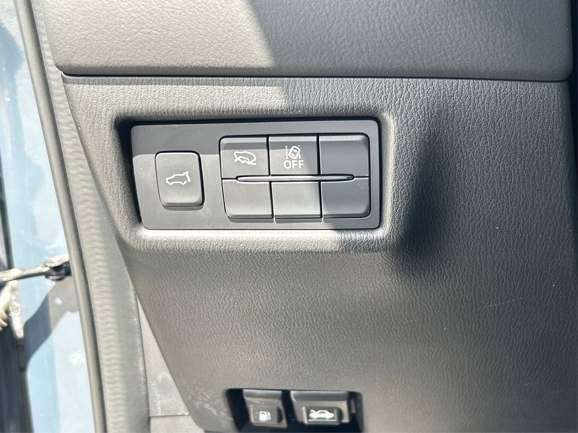 Used 2022 MAZDA CX-5 Carbon Edition image 22