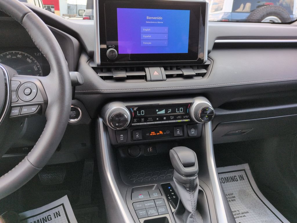 Certified 2025 Toyota RAV4 XLE w/ Convenience Package AWD/4WD image 17