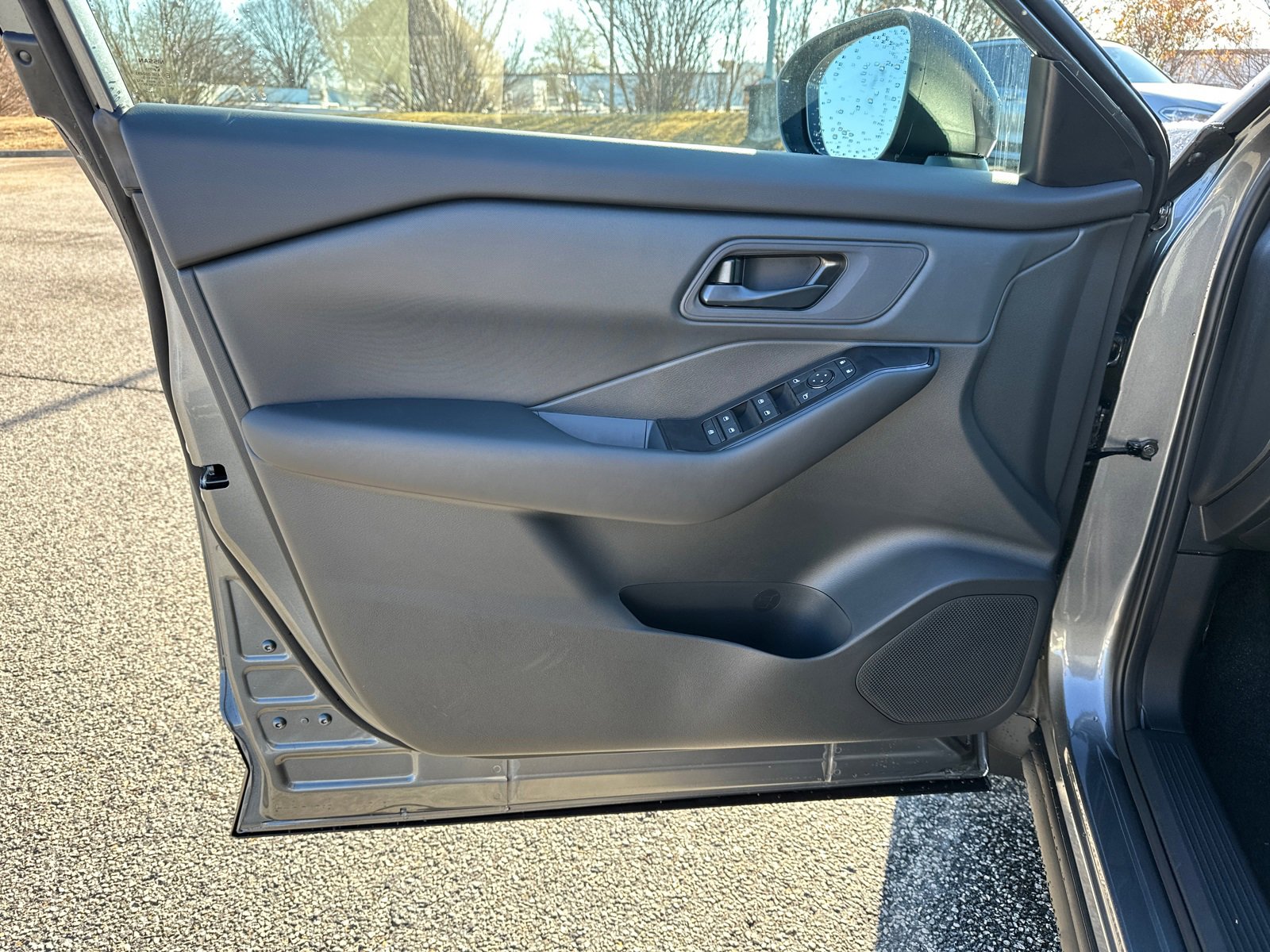 New 2026 Nissan Rogue S image 10