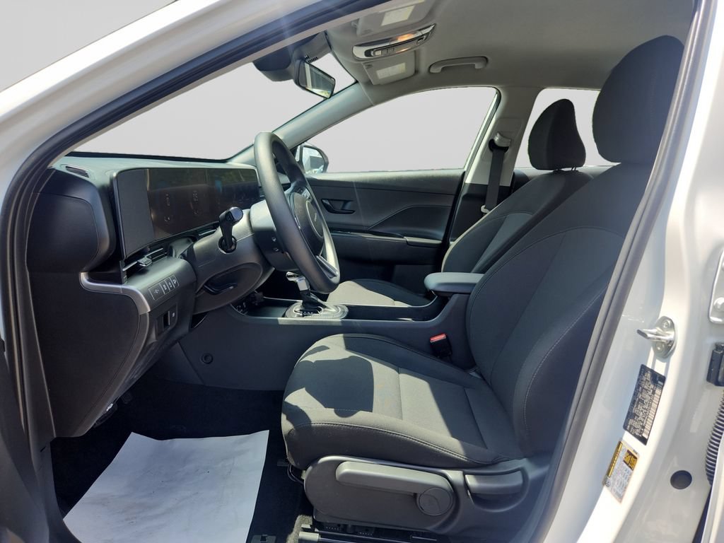 Used 2025 Hyundai Kona SE AWD/4WD image 9
