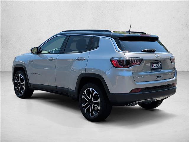 Used 2023 Jeep Compass Limited AWD/4WD image 7