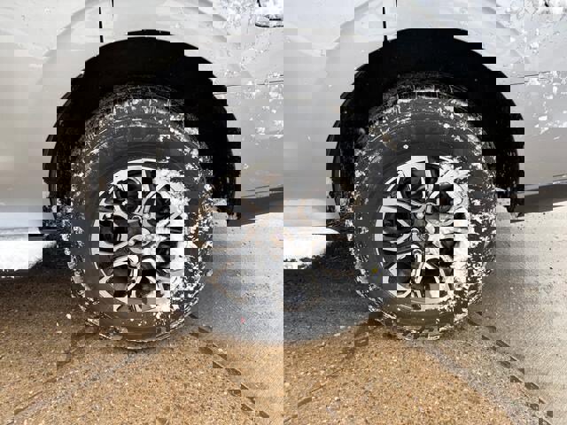 Used 2024 Ford Expedition XLT image 27