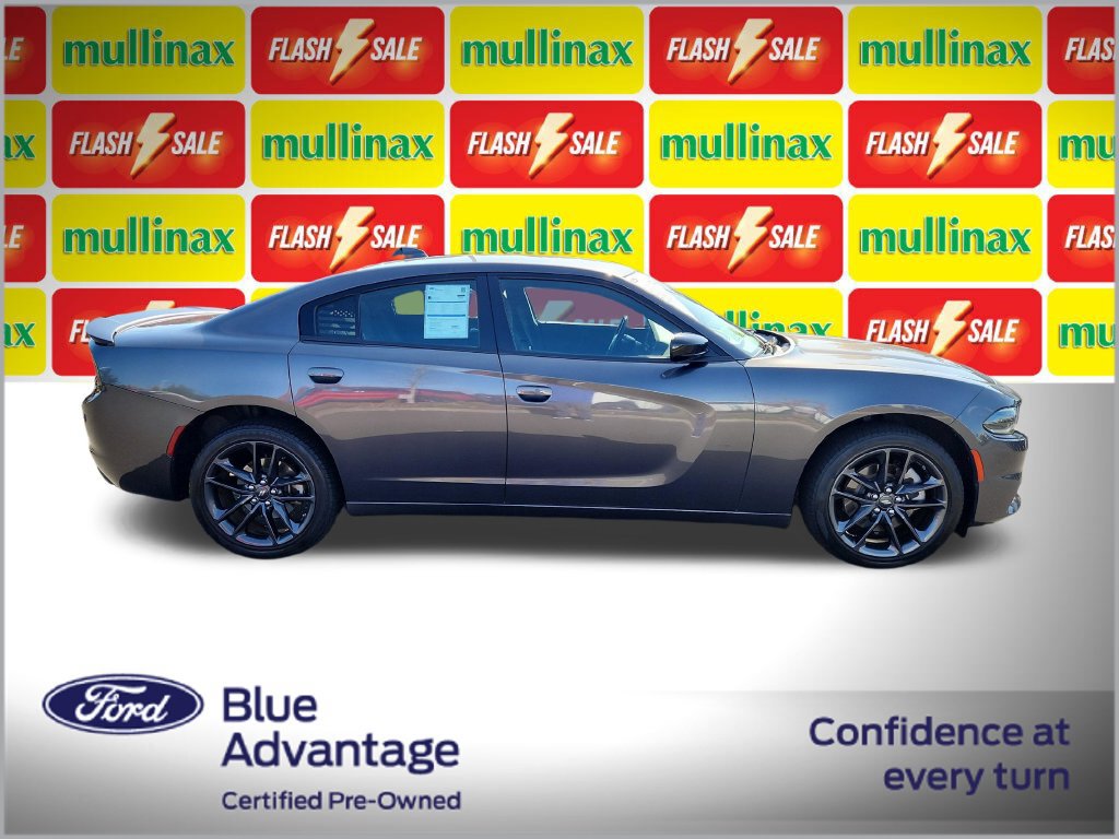 Used 2023 Dodge Charger SXT w/ Blacktop Special Edition AWD/4WD image 2