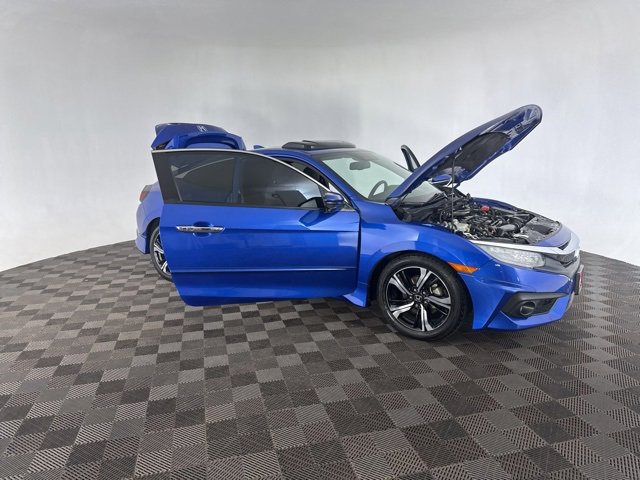 Used 2017 Honda Civic Touring image 12