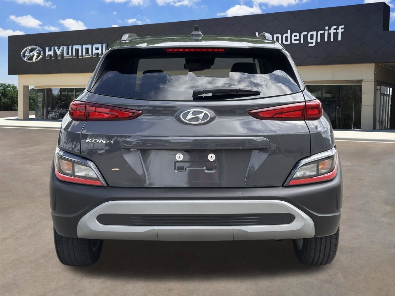 Used 2023 Hyundai Kona SEL w/ Cargo Package image 8
