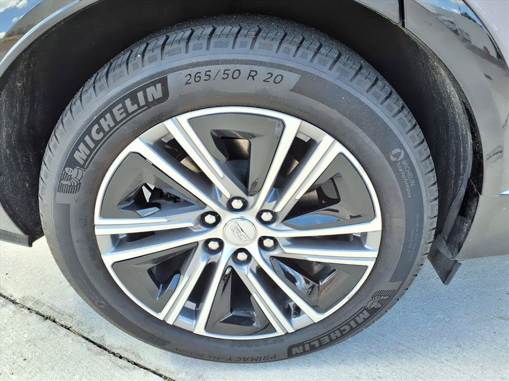 Certified 2024 Cadillac Lyriq Luxury RWD image 7