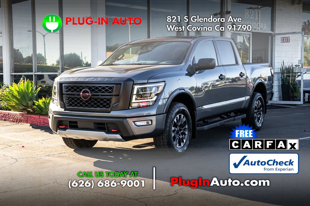 Used 2024 Nissan Titan PRO-4X w/ Off Road Protection Package image 1