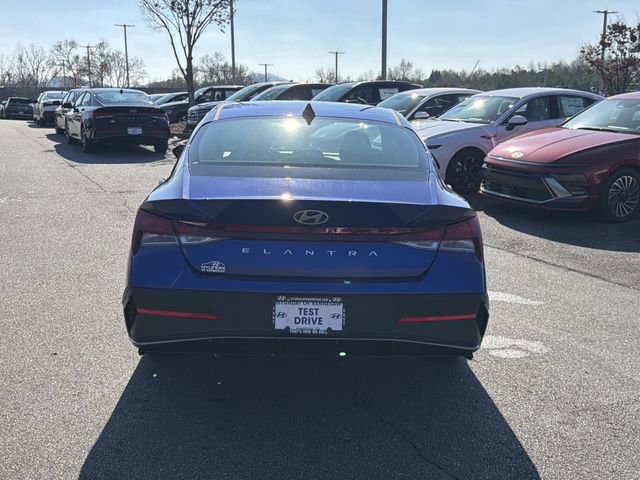 New 2026 Hyundai Elantra SE image 6
