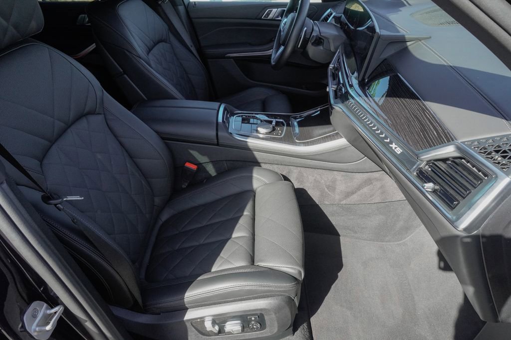 Used 2026 BMW X5 xDrive40i AWD/4WD image 23