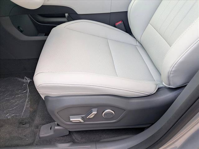 New 2026 Hyundai Santa Fe SEL w/ Tow & Go Package FWD image 4