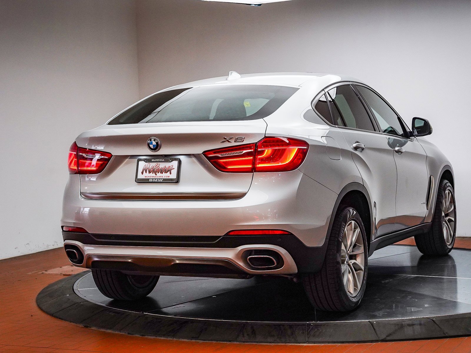 Used 2019 BMW X6 sDrive35i image 7